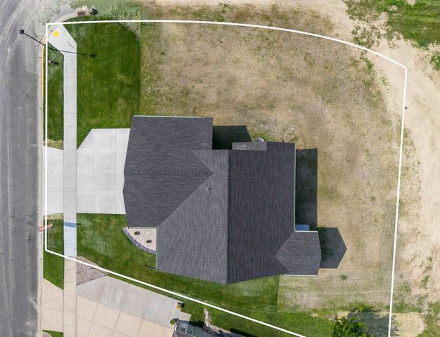 935 Hay Creek Trail, Reedsburg, WI 53959