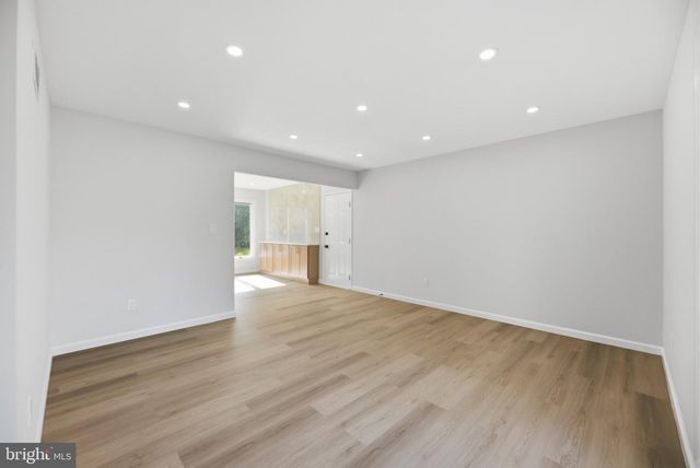 102 ROUTE 31 S, Pennington, NJ 08534