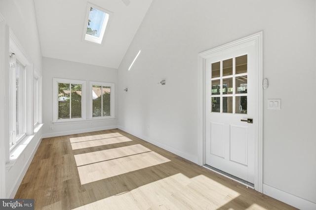 102 ROUTE 31 S, Pennington, NJ 08534