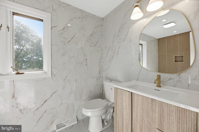102 ROUTE 31 S, Pennington, NJ 08534