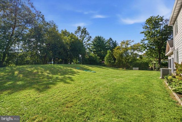 102 ROUTE 31 S, Pennington, NJ 08534