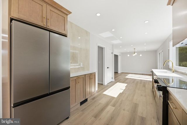 102 ROUTE 31 S, Pennington, NJ 08534