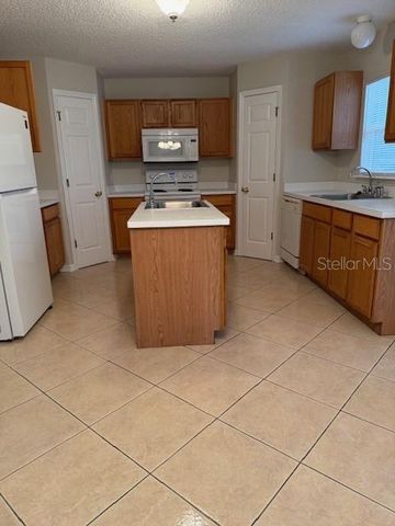 744 PARIS DRIVE, Kissimmee, FL 34759