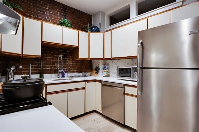 114 Trenton St 1, Boston, MA 02128