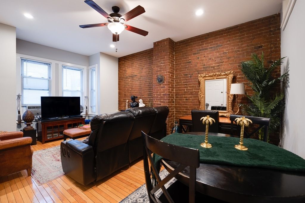 114 Trenton St 1, Boston, MA 02128