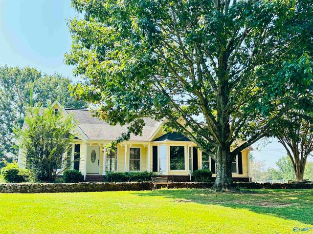 222 County Road 337, Moulton, AL 35650