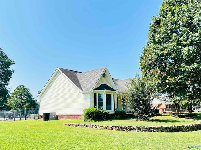 222 County Road 337, Moulton, AL 35650