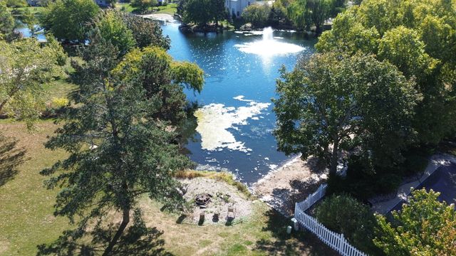 3812 Landings Road, Joliet, IL 60431