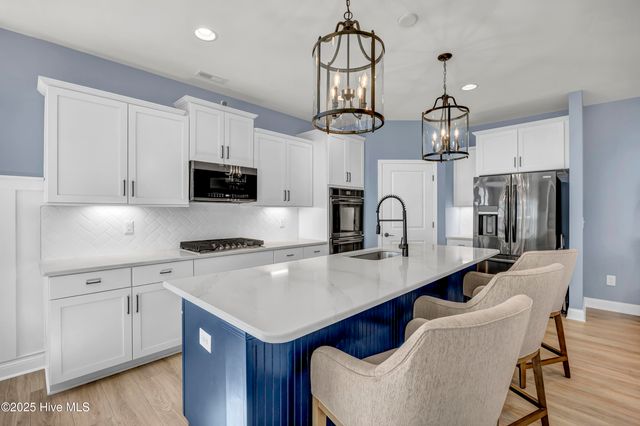 1100 Spincast Road, Southport, NC 28461