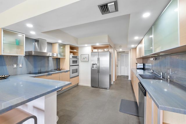 4900 N Ocean Blvd Apt 416, Lauderdale By The Sea, FL 33308