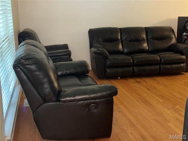 12200 McKelvey Road, Maryland Heights, MO 63043