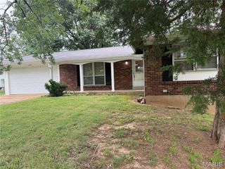 12200 McKelvey Road, Maryland Heights, MO 63043