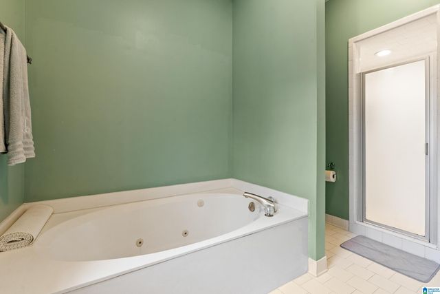 3569 KINGSHILL ROAD, Mountain Brook, AL 35223