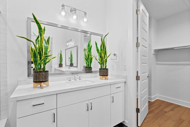 2505 Bluebonnet Ave 16, Austin, TX 78704