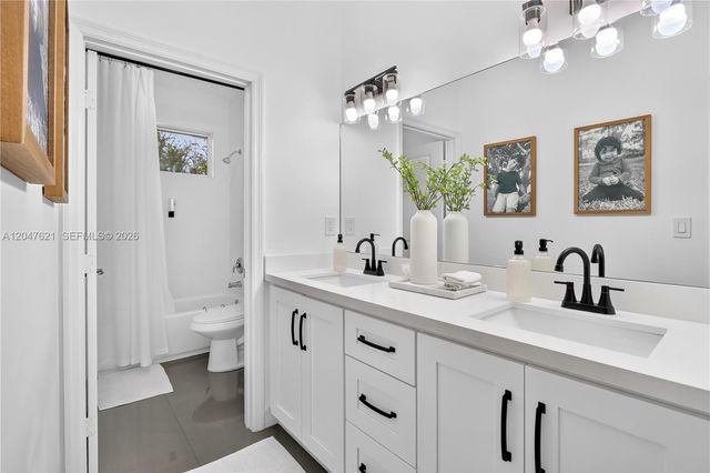 17901 SW 152nd Avenue, Miami, FL 33187