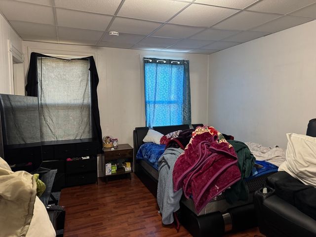 289 Chelsea Steet, Boston, MA 02128