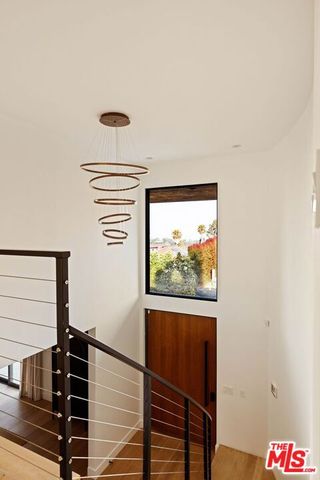 10837 Via Verona Street, Los Angeles, CA 90077