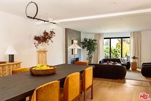 10837 Via Verona Street, Los Angeles, CA 90077