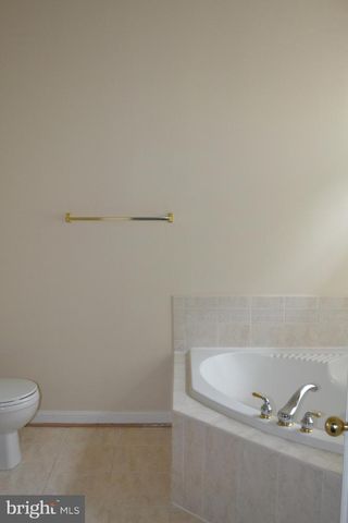 43644 SCARLET SQ, Chantilly, VA 20152