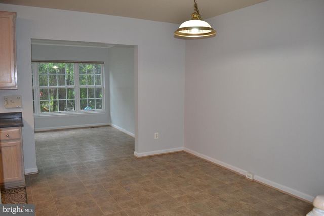 43644 SCARLET SQ, Chantilly, VA 20152