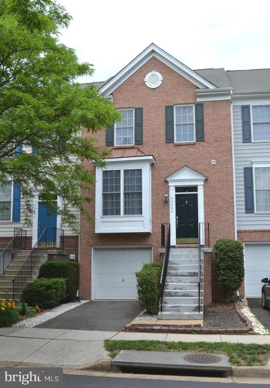 43644 SCARLET SQ, Chantilly, VA 20152