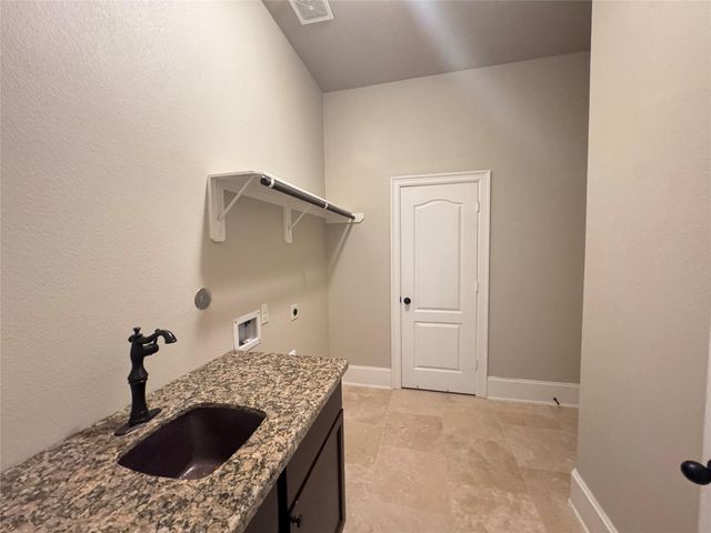 5038 Lockridge Sky Lane, Sugar Land, TX 77479