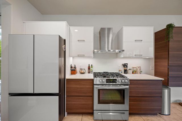 14425 American Kestrel DR, Austin, TX 78738