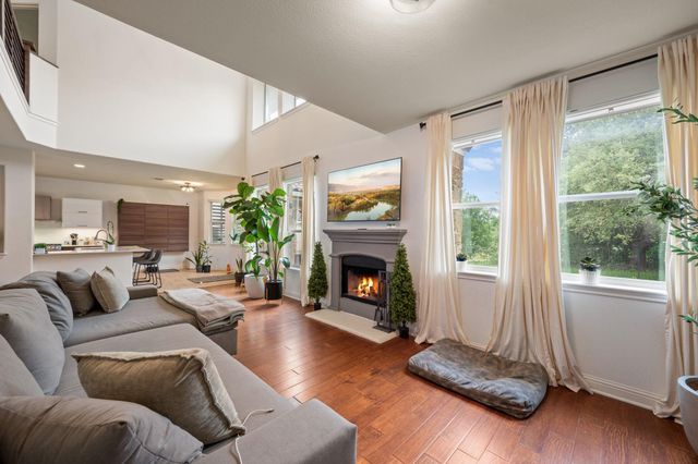14425 American Kestrel DR, Austin, TX 78738