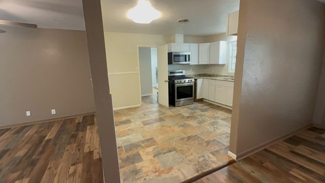 1202 Green Avenue, Wilson, TX 79381