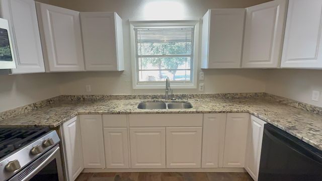 1202 Green Avenue, Wilson, TX 79381