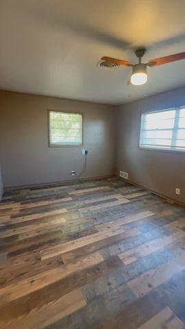 1202 Green Avenue, Wilson, TX 79381