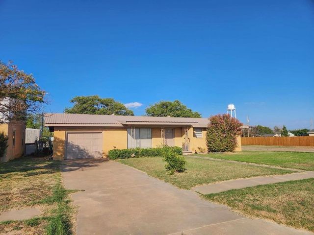 1202 Green Avenue, Wilson, TX 79381