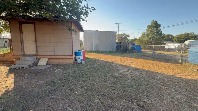 1202 Green Avenue, Wilson, TX 79381