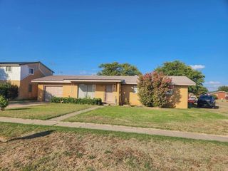 1202 Green Avenue, Wilson, TX 79381