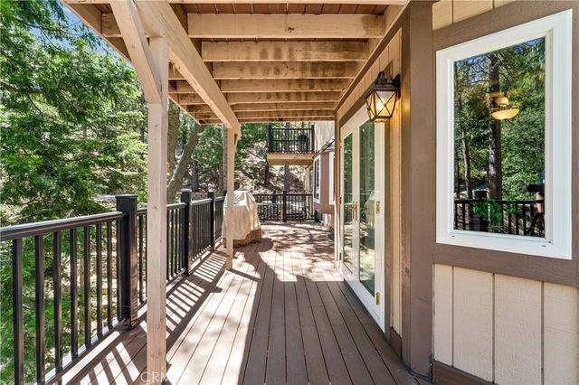 628 Grass Valley Road, Lake Arrowhead, CA 92352