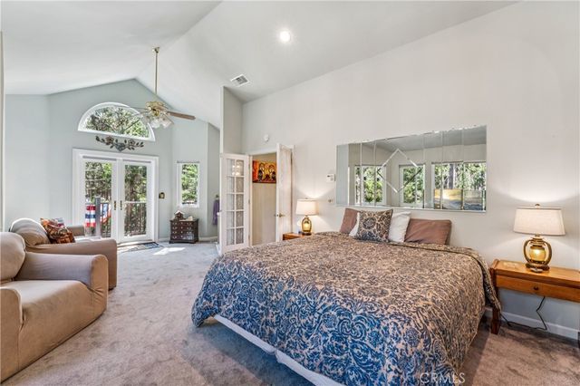 628 Grass Valley Road, Lake Arrowhead, CA 92352