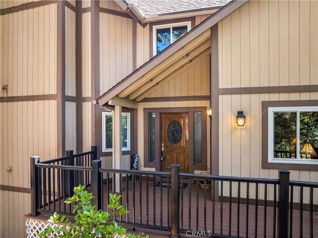 628 Grass Valley Road, Lake Arrowhead, CA 92352