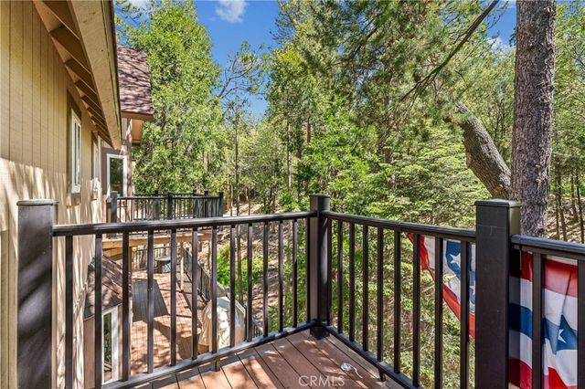 628 Grass Valley Road, Lake Arrowhead, CA 92352