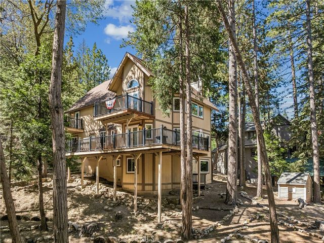 628 Grass Valley Road, Lake Arrowhead, CA 92352