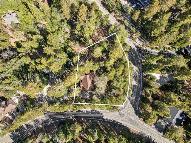 628 Grass Valley Road, Lake Arrowhead, CA 92352