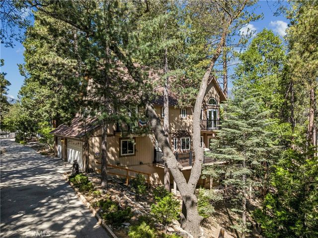 628 Grass Valley Road, Lake Arrowhead, CA 92352