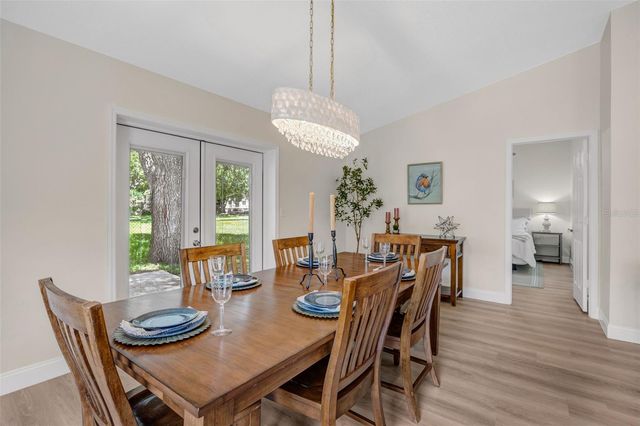 511 CENTER POINT ROAD, Valrico, FL 33594
