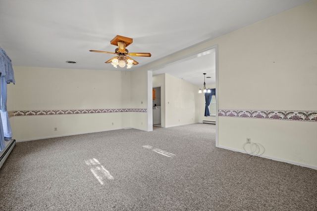 193 Tremont Street 124, Taunton, MA 02780