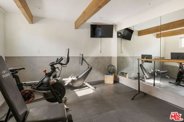 5624 Stratford Road, Los Angeles, CA 90042