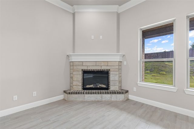 620 Jameson Street, Springtown, TX 76082