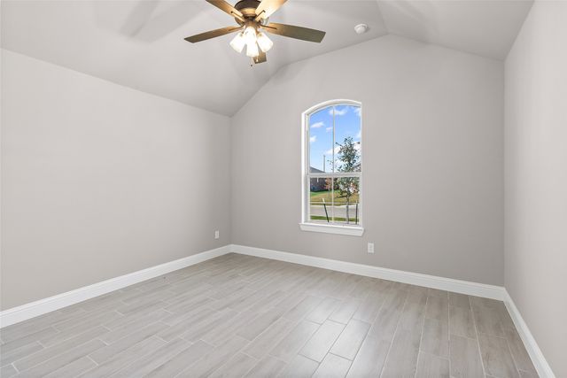 620 Jameson Street, Springtown, TX 76082