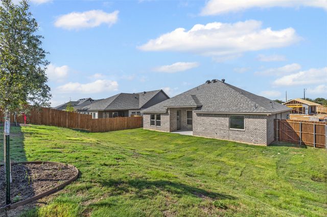 620 Jameson Street, Springtown, TX 76082