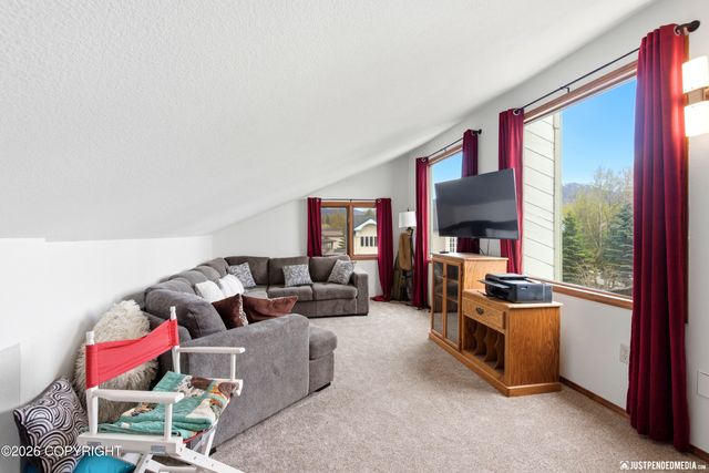 2440 Scarborough Drive, Anchorage, AK 99504