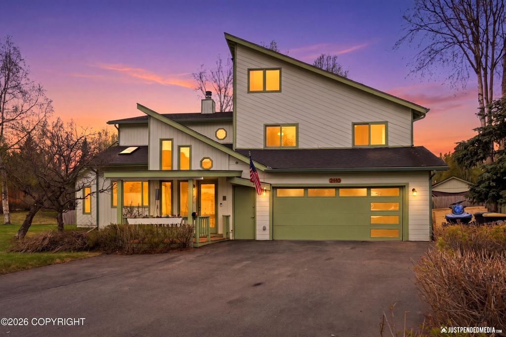2440 Scarborough Drive, Anchorage, AK 99504