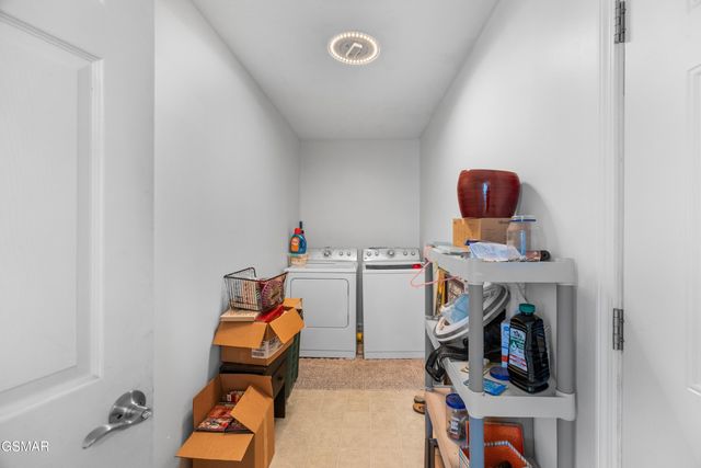 312 Economy Circle, Dandridge, TN 37725